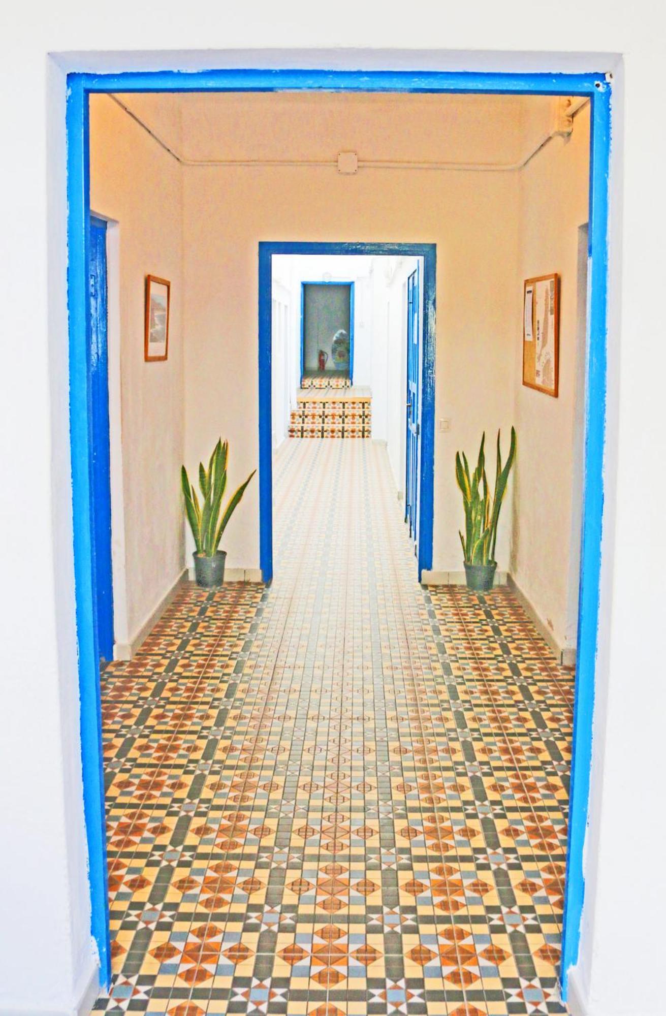 Sol Y Mar Surf Camp Hostel Corralejo Exterior photo
